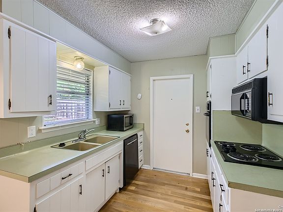 4th image of 3611 LAKEFIELD ST