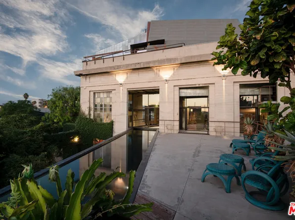 698 Moulton Ave, Los Angeles, CA 90031