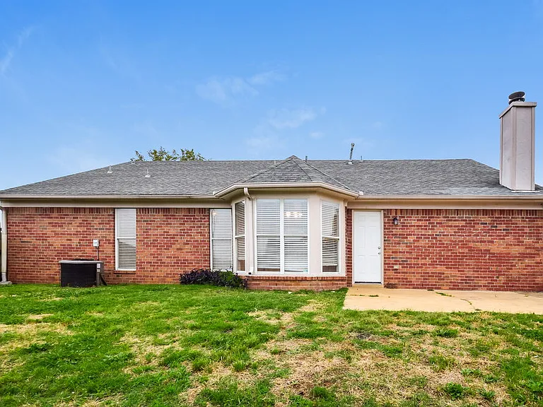 4255 Man Of War Dr — Photo 16