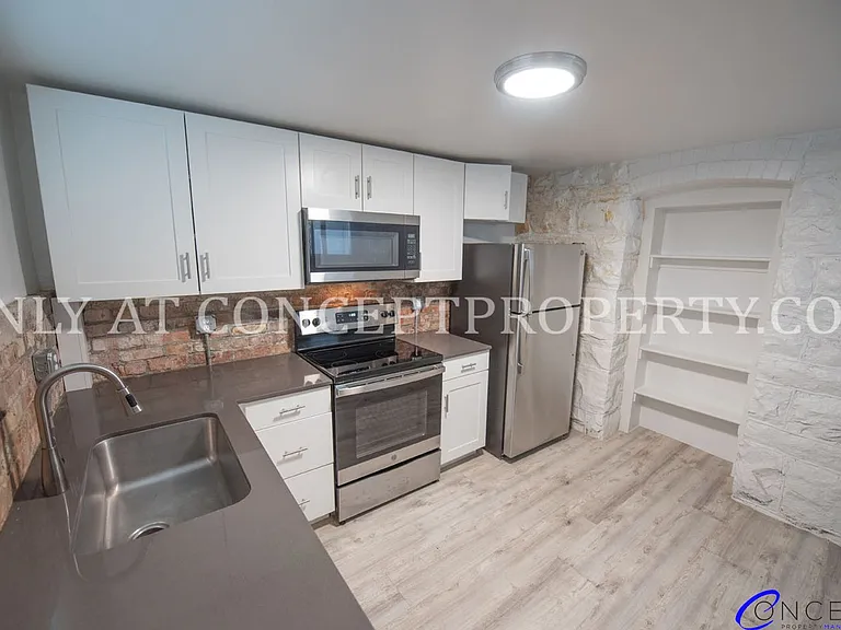 First Avenue Flats — Photo 99
