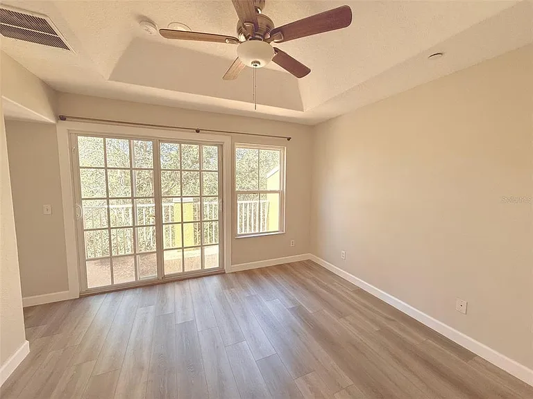 7350 Black Walnut Way — Photo 23