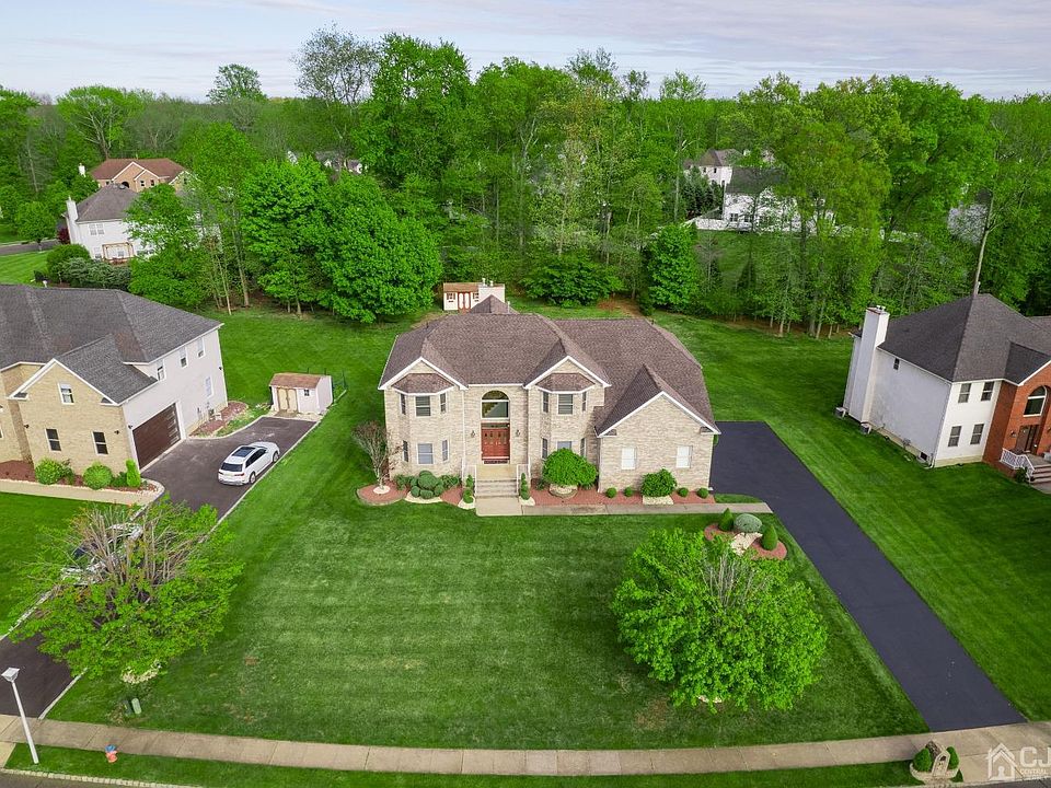 82 Arizona Ave, Old Bridge, NJ 08857 Zillow