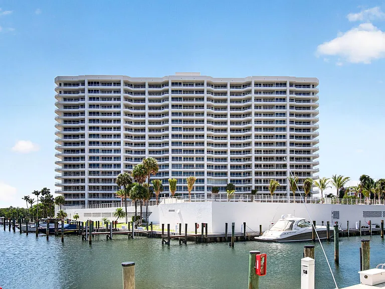 4201 N Ocean Blvd #C307 — Photo 22