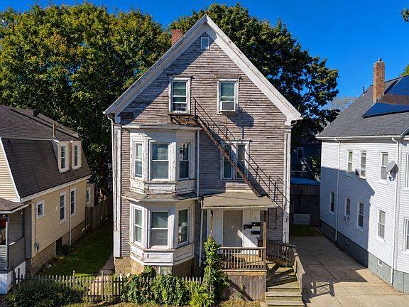 2nd image of 45 Pierce St