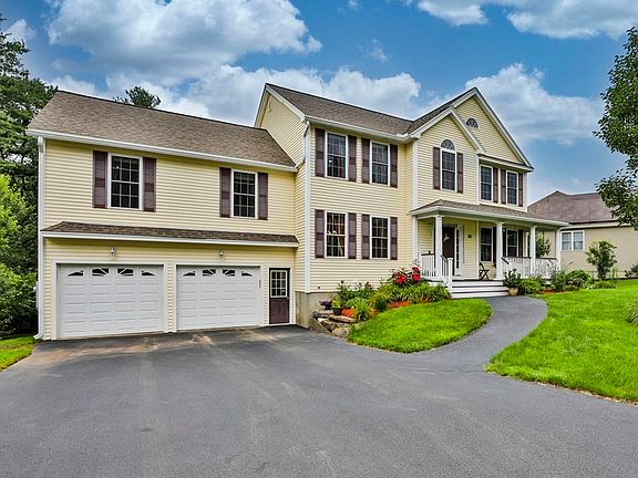 2nd image of 26 Diamondback Ave #26