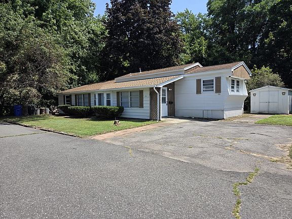 2nd image of 26 Elmshade Way