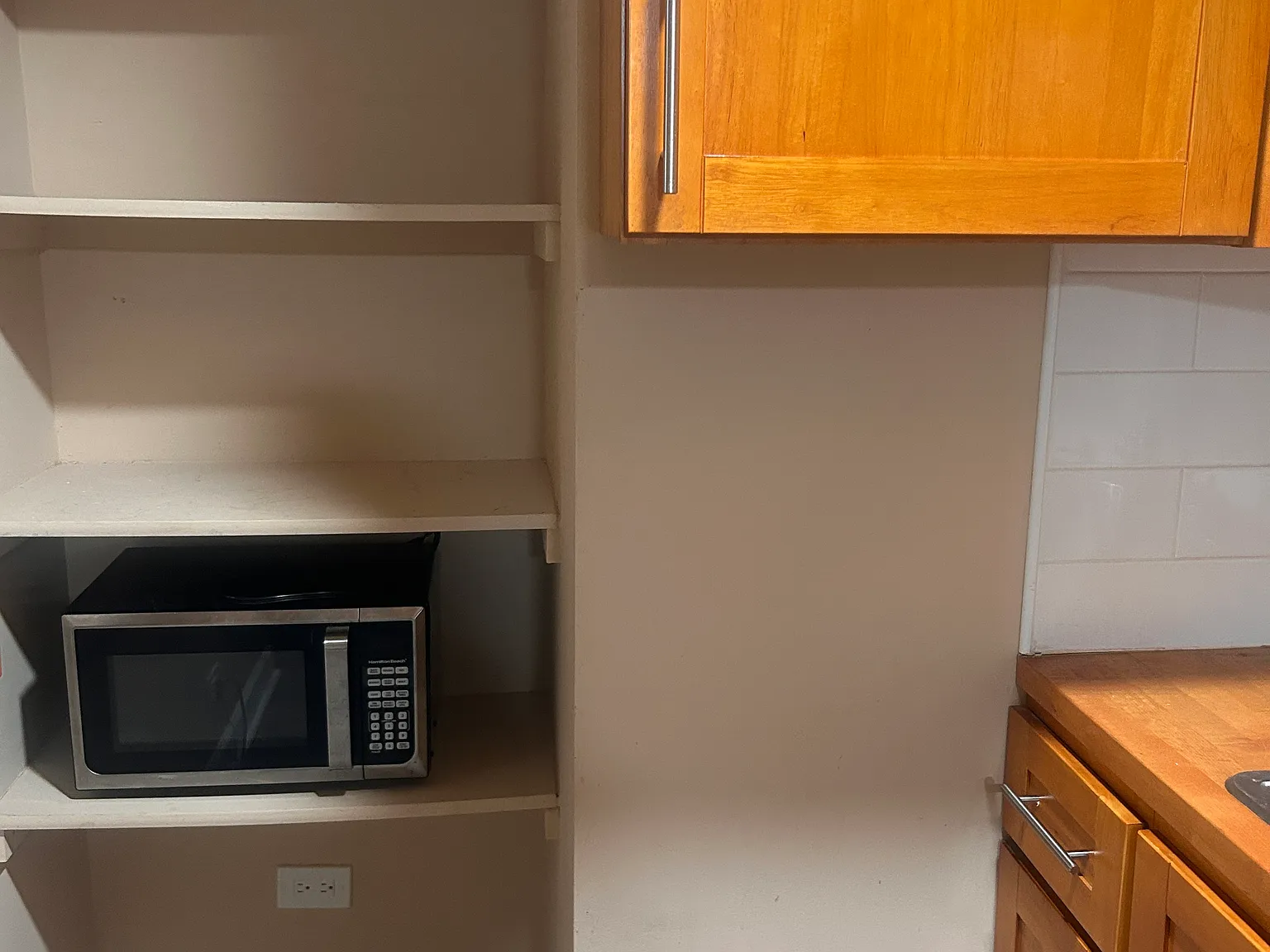 1 bed, 1.5 bath, $1,250 — Photo 2