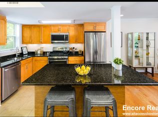 33 Gerry Rd #2STD, Chestnut Hill, MA 02467