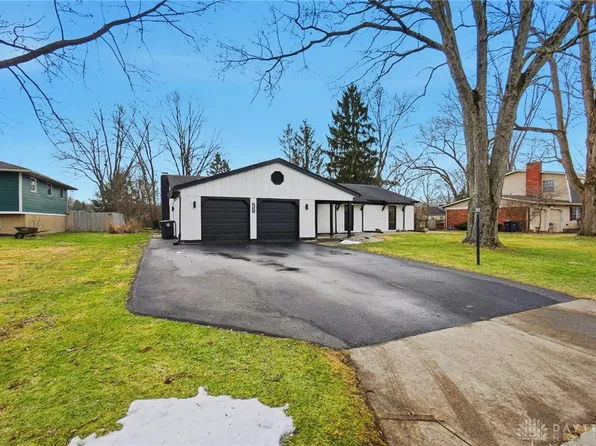 251 Glenburn Dr, Dayton, OH 45459