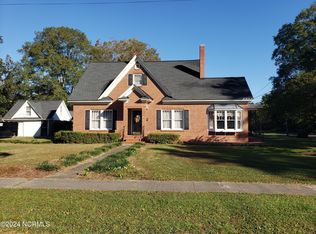 317 E 1st Ave, Chadbourn, NC 28431