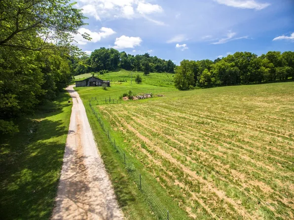 5427 Gaskill Branch Rd, Santa Fe, TN 38482