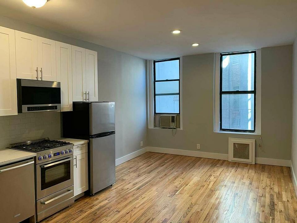 1st image of 167 Bleecker St