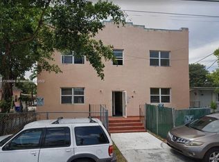 2330 NW 9th St #4, Miami, FL 33125