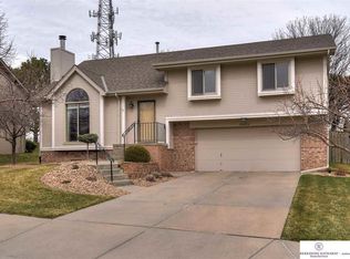 15470 Spencer St, Omaha, NE 68116