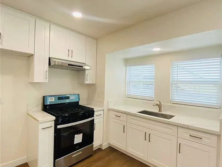 920 W Olive Ave #1 — Photo 3
