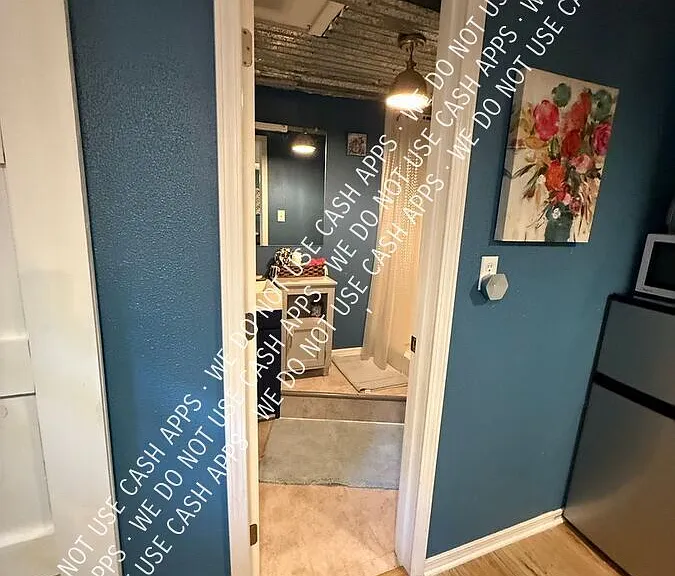 803 Markus Ave #B — Photo 14