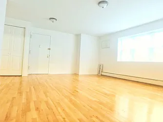 Rented by MAC Realty NY