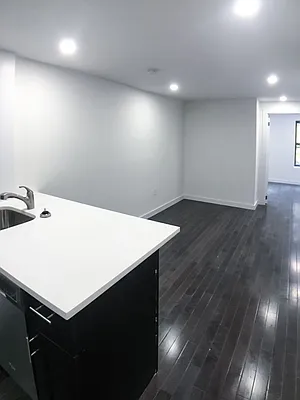 Rented by Kahen Properties | media 29