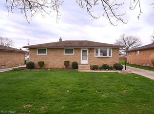 12101 Tucson Dr, Parma, OH 44130