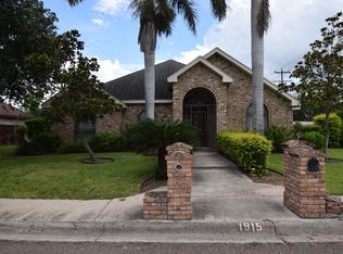 1915 Fair Oaks Dr, Mission, TX 78574