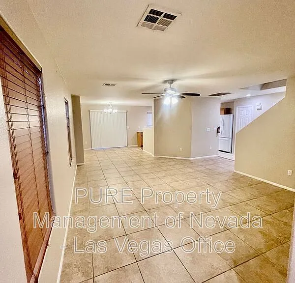 3528 Laguna Veneta Ave — Photo 3