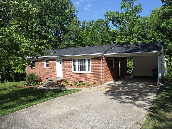 5th image of 2901 Loretta Ln