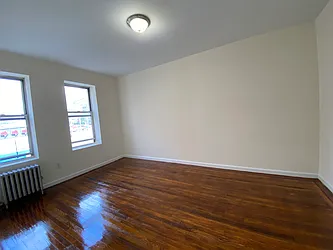 Rented by Sterea Agency