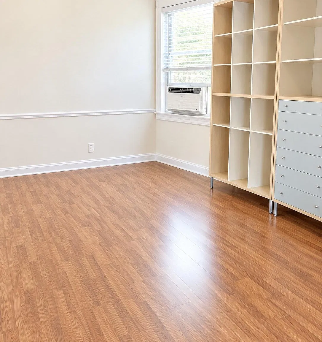 2 bed, 1.0 bath, $2,100 — Photo 3