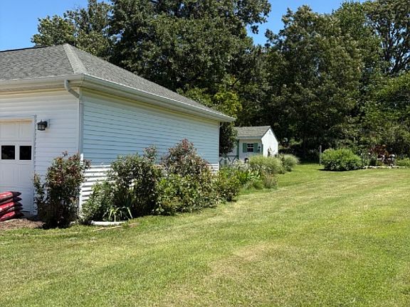5th image of 2632 Lacy Ln