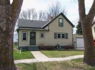 607 Lyndale Ave, Morris, MN 56267