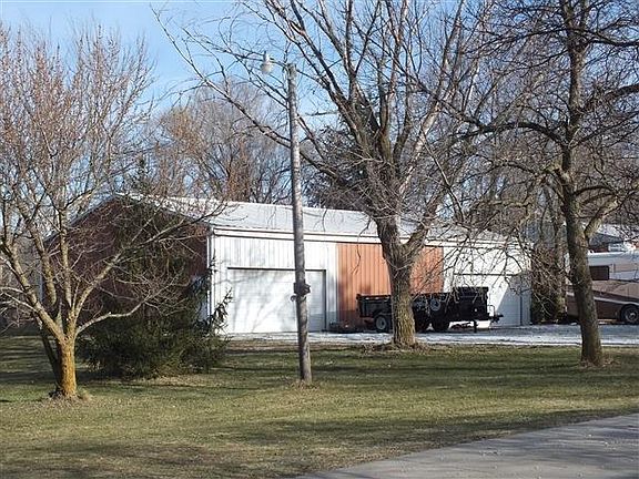 5th image of 10400 S 56th St