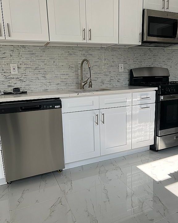 1st image of 113 Abbey Ct