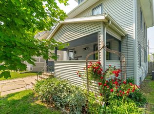 909 Forest Ave, Waterloo, IA 50702