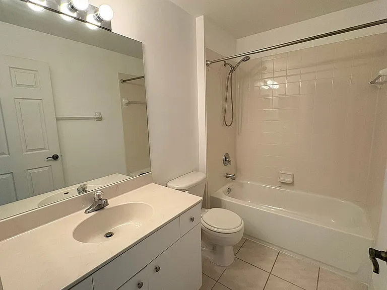 3636 Pine Oak Cir #108 — Photo 22