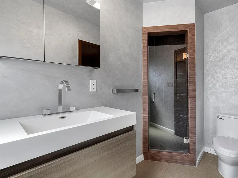 3084 Saint George St — Photo 24