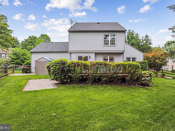 2nd image of 20823 Aspenwood Ln
