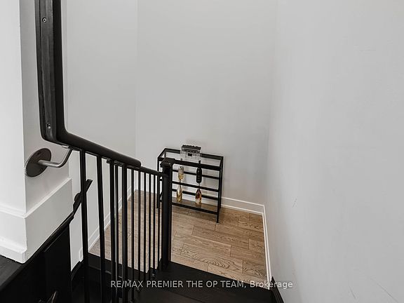 3rd image of 9580 Islington Ave #139