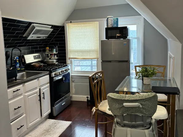 925 South St #3, Elizabeth, NJ 07202