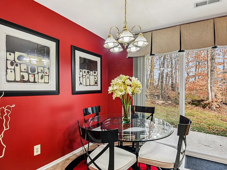 Howard Hills Rental Townhomes and Duplexes — Photo 104