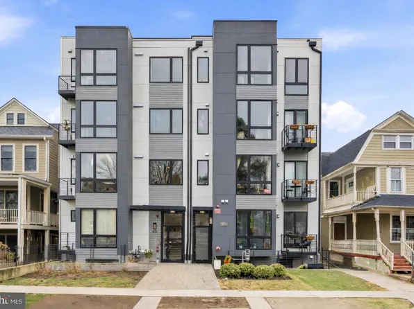 836 Varnum St NW #201, Washington, DC 20011
