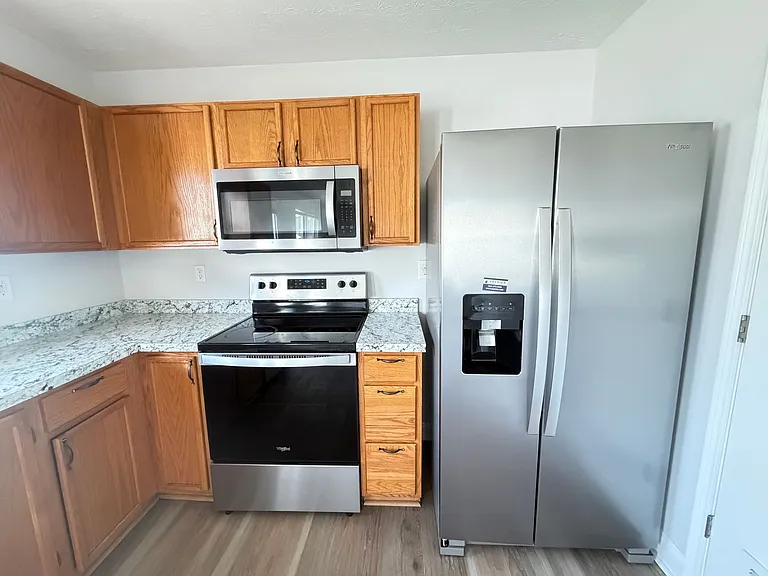 6611 Hunters Creek Blvd — Photo 7