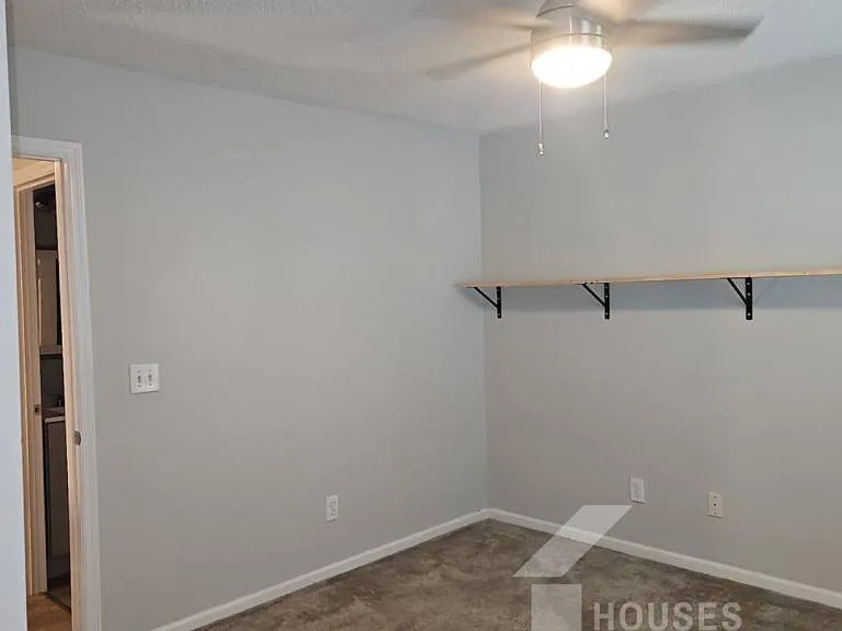 553 Memorial Drive Ext #X — Photo 12