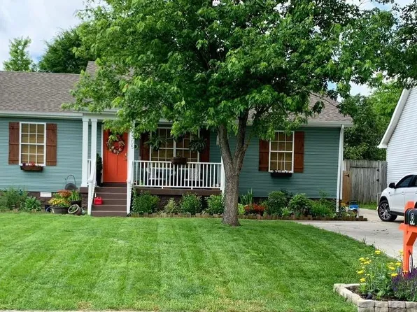 305 Crockett Ct, La Vergne, TN 37086