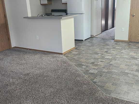 2nd image of 2737 S Pond St APT 102