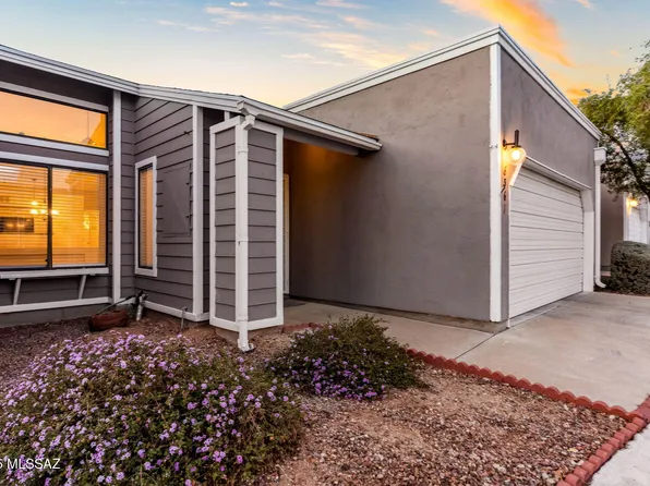 6361 N Willowhaven Dr, Tucson, AZ 85704