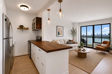 25-40 Shore Boulevard, #14T
