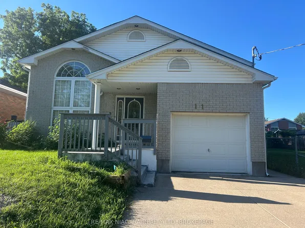 11 Ursula Ave, Saint Catharines, ON L2T 1S9
