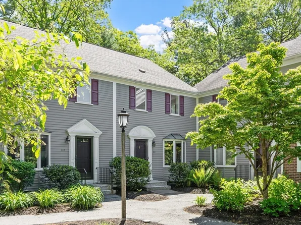 603 Foxwood Cir Unit 603, Peabody, MA 01960