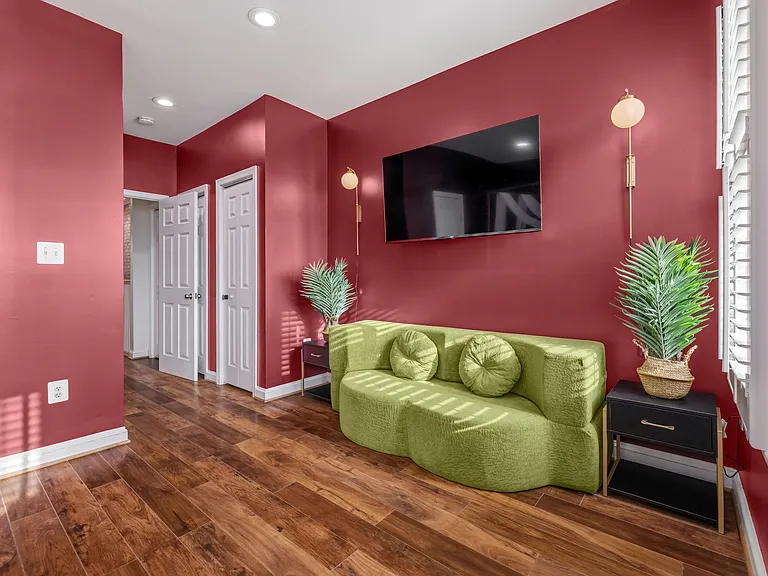 41 Florida Ave NW #A — Photo 11