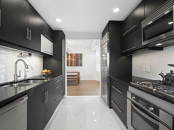 2nd image of 3751 Riverdale Ave APT 6B